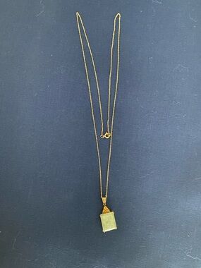 Vintage HK DJL Green Jadeite Jade Pendant & 12K Gold Filled 18" Singapore Chain